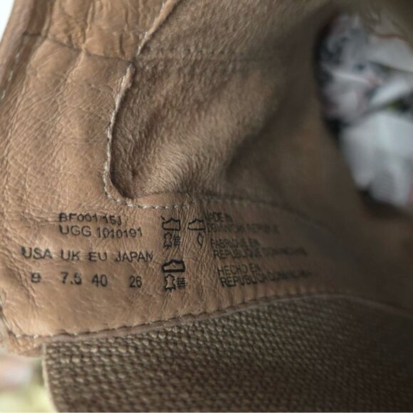 UGG Ankle Cobie‎ Nubuck Leather Heel Chelsea Bootie 1010191 Size 9 - Picture 14 of 14